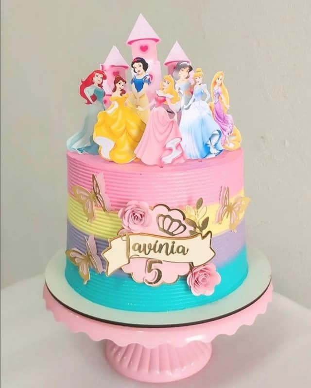Bolo de Aniversário Branca de Neve